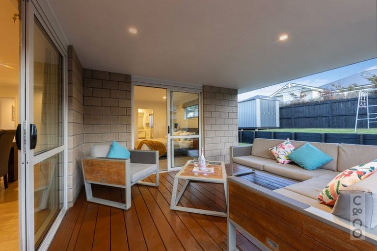 Photo of property in 38 Maude Street, Riverhead, 0820