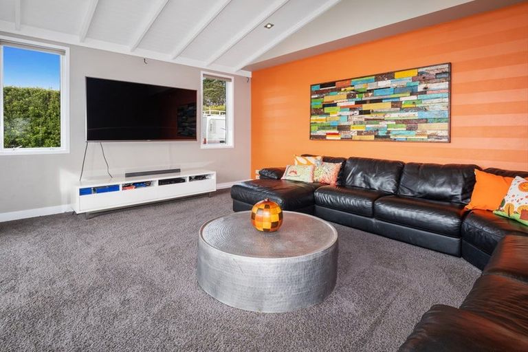 Photo of property in 77 Royal Ascot Drive, Papamoa Beach, Te Puke, 3187