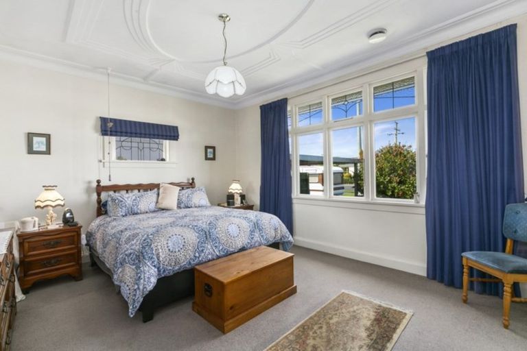 Photo of property in 62 Royal Crescent, Saint Kilda, Dunedin, 9012