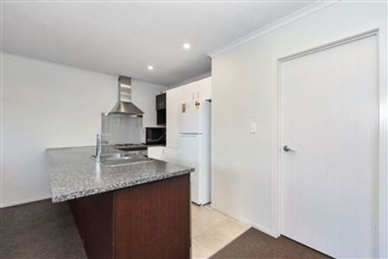 Photo of property in 4d Gadsby Place, Hamilton East, Hamilton, 3216