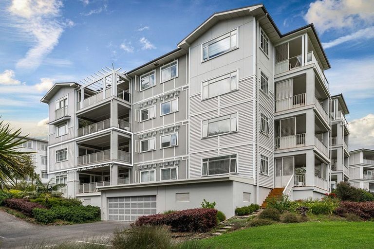 Photo of property in 96 Eaves Bush Parade, Orewa, 0931
