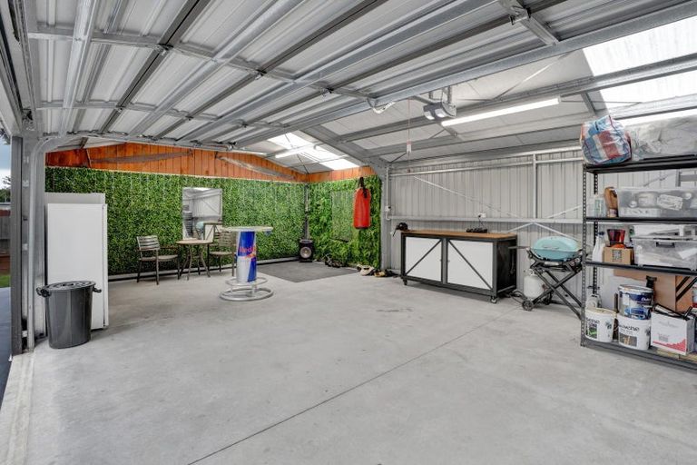 Photo of property in 19 Tainui Terrace, Inglewood, 4330