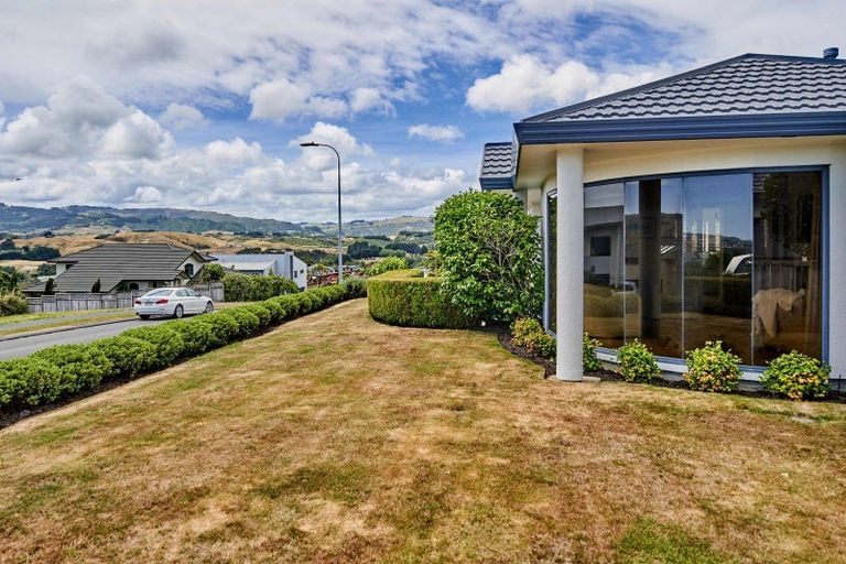 Photo of property in 11 The Masthead, Whitby, Porirua, 5024