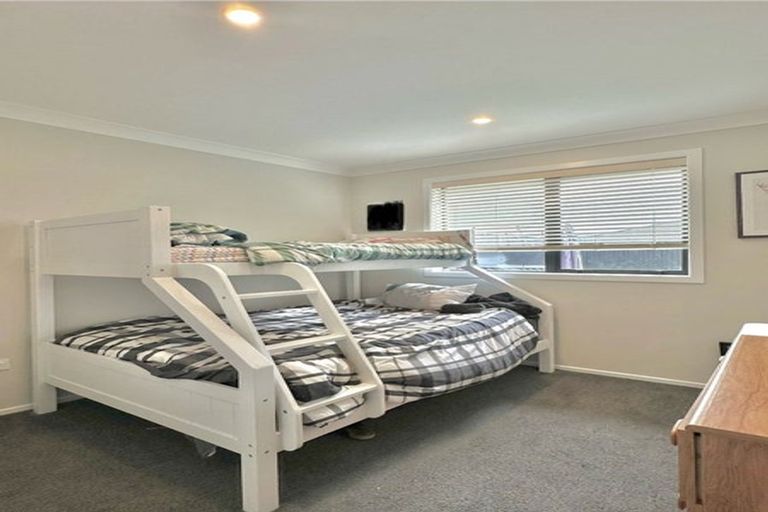 Photo of property in 23 Hopkirk Avenue, Wallaceville, Upper Hutt, 5018