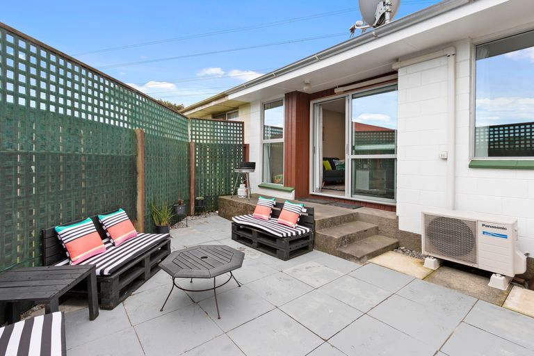 Photo of property in 1/58 Epsom Road, Sockburn, Christchurch, 8042