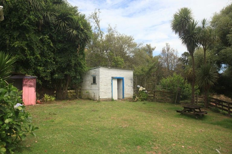 Photo of property in 1159 Kanakanaia Road, Whatatutu, Te Karaka, 4091