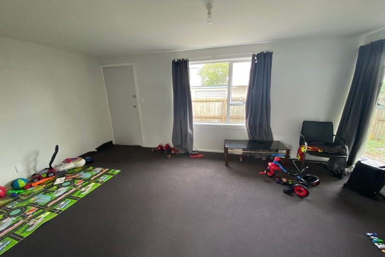 Photo of property in 2/363 Hereford Street, Linwood, Christchurch, 8011