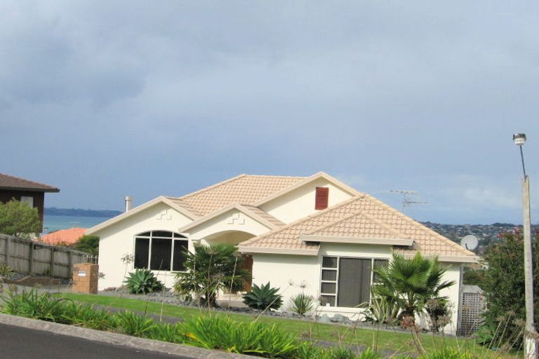 Photo of property in 26 Savoy Road, Orewa, 0931