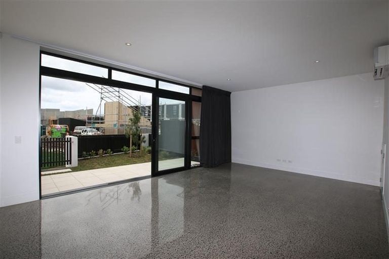 Photo of property in 26 Hastings Street, Hobsonville, Auckland, 0616