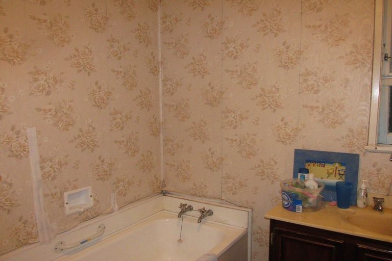 Photo of property in 8 Rutherford Street, Wairoa, 4108