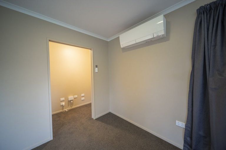 Photo of property in 19 Orbell Crescent, Te Anau, 9679