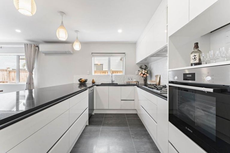 Photo of property in 11 Camp X Place, Whenuapai, Auckland, 0618
