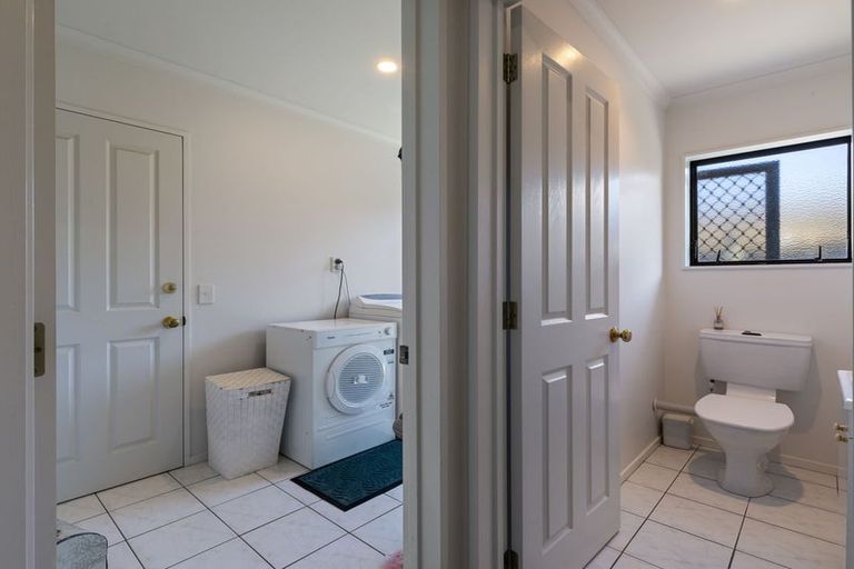 Photo of property in 18 Dougherty Place, Hokowhitu, Palmerston North, 4410
