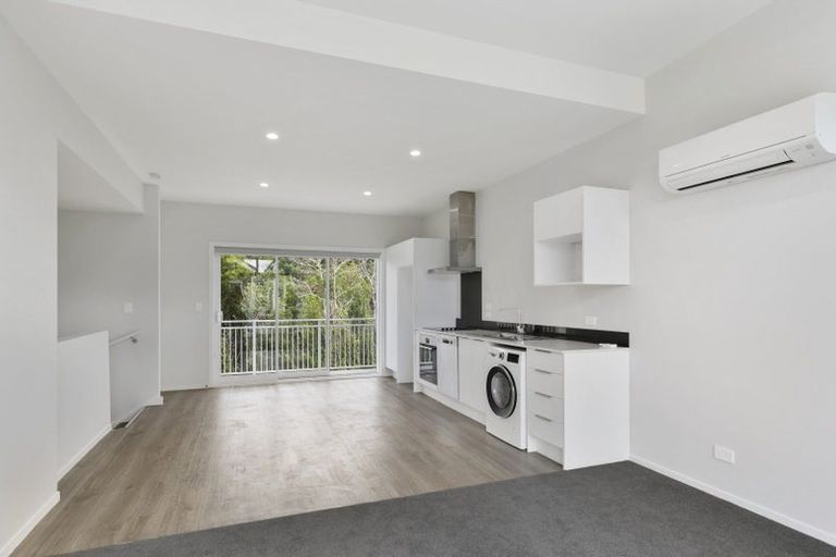 Photo of property in 10 Kohu Way, Whitby, Porirua, 5024