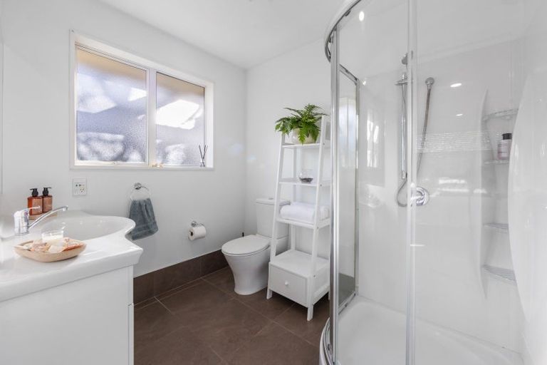 Photo of property in 29 Hewitts Road, Woodend, 7610