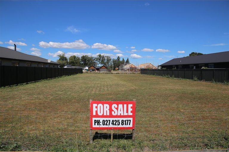 Photo of property in 25 Chamberlain Road, Masterton, 5888