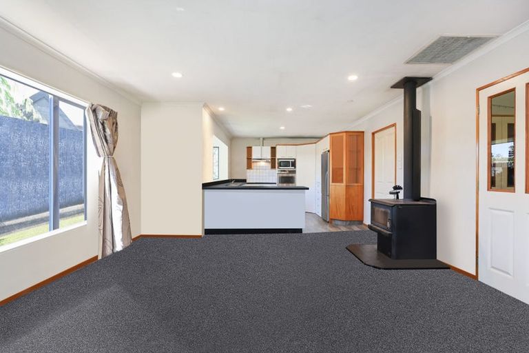 Photo of property in 21 Thomson Street, Tinwald, Ashburton, 7700