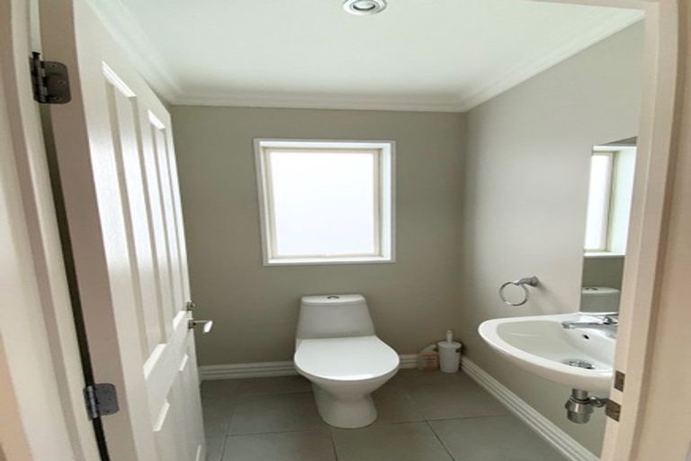 Photo of property in 17a Peverel Street, Riccarton, Christchurch, 8011