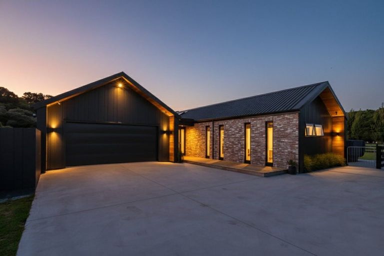 Photo of property in 32 Manukawiri Way, Martinborough, Greytown, 5794