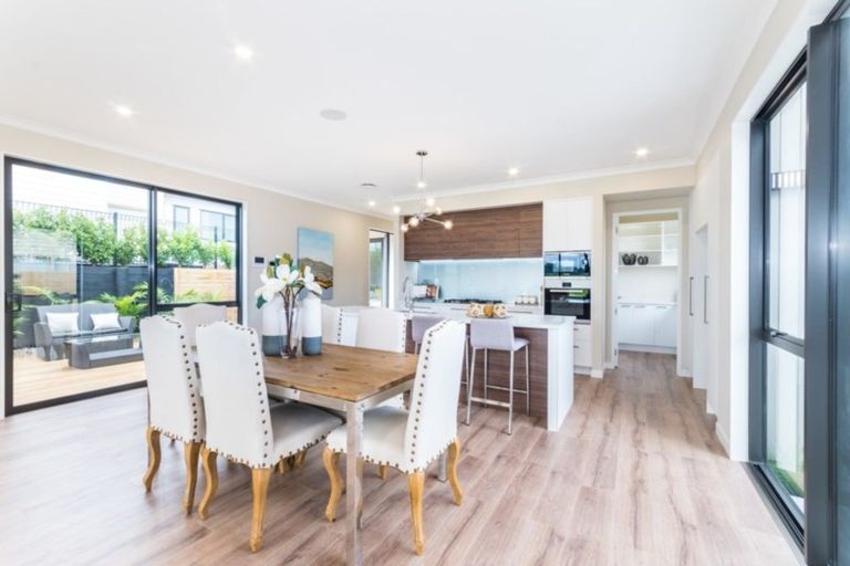 Photo of property in 59 Harvest Avenue, Orewa, 0931