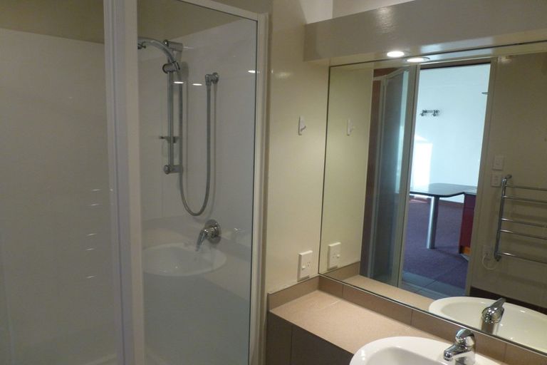 Photo of property in Pirie Street Townhouses, 28/35u Pirie Street, Mount Victoria, Wellington, 6011