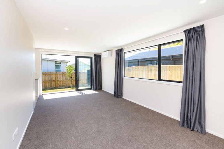 Photo of property in 2/68a Hedges Street, Sanson, 4817
