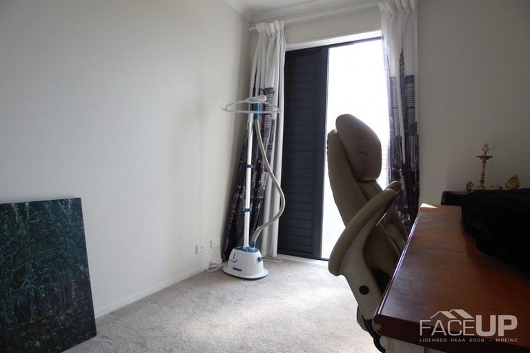Photo of property in 18 Flounder Road, Hobsonville, Auckland, 0616