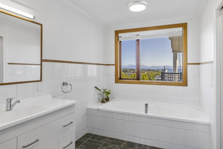 Photo of property in 8/70 Harvey Street, Waipahihi, Taupo, 3330