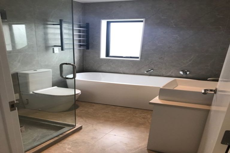 Photo of property in 49 Lockheed Street, Hobsonville, Auckland, 0618