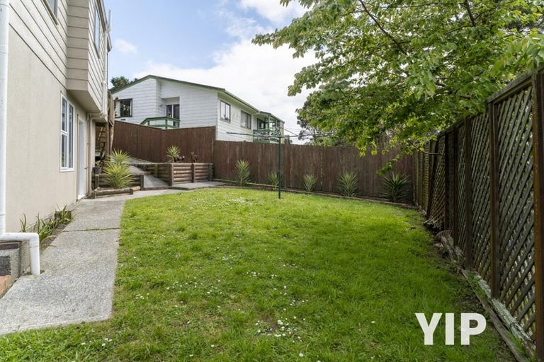 Photo of property in 52f1 Guadeloupe Crescent, Grenada Village, Wellington, 6037