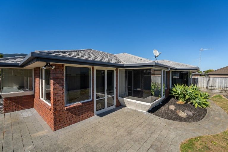 Photo of property in 10 Masefield Street, Stoke, Nelson, 7011