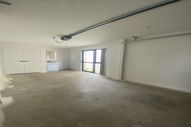 Photo of property in 74e Miller Road, Mangere Bridge, Auckland, 2022