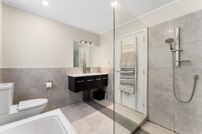 Photo of property in 22 Denehurst Drive, Waimauku, 0812