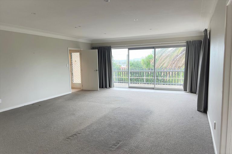 Photo of property in 582 Massey Road, Mangere, Auckland, 2022