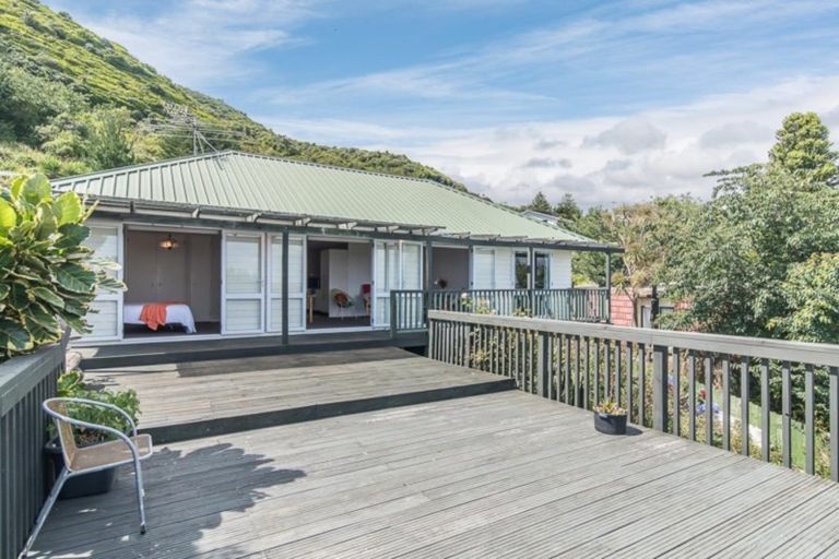 Photo of property in 63 Kotare Street, Waikanae, 5036
