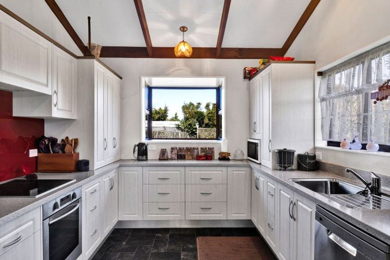 Photo of property in 1225 Egmont Road, Egmont Village, New Plymouth, 4372