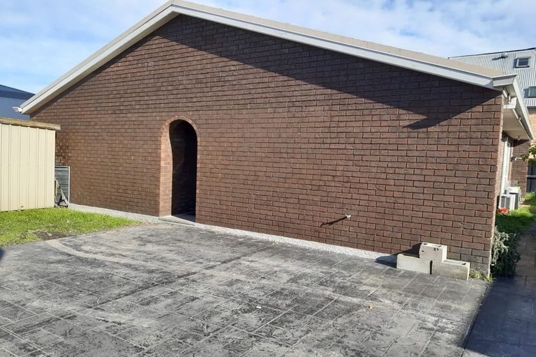 Photo of property in 91 Mandeville Street, Riccarton, Christchurch, 8011