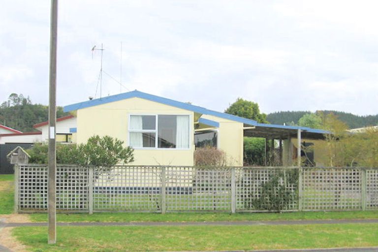 Photo of property in 117b Lorraine Place, Whangamata, 3620