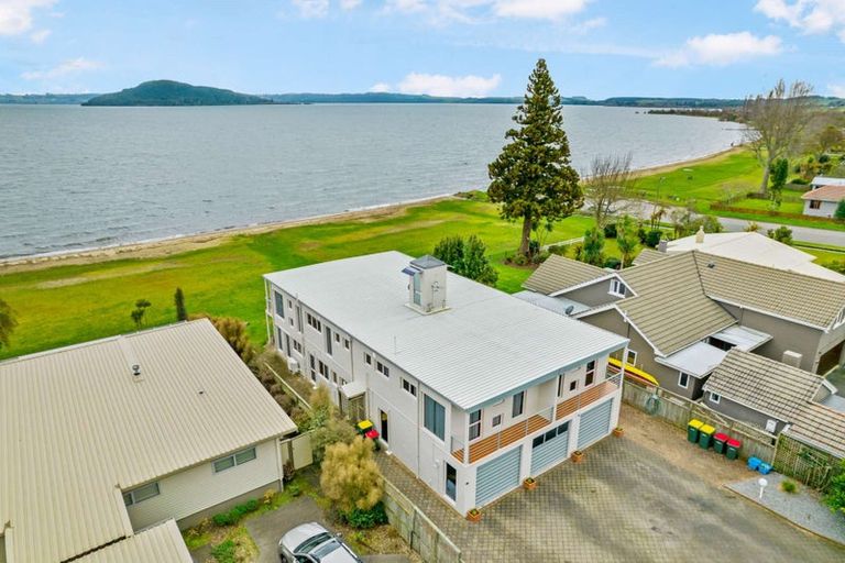 Photo of property in 27unit Willow Avenue, Hannahs Bay, Rotorua, 3010