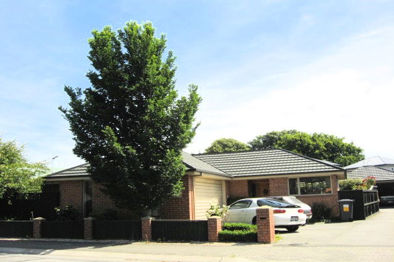 Photo of property in 24 Parade Court, Addington, Christchurch, 8024