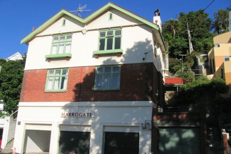 Photo of property in 84a Salamanca Road, Kelburn, Wellington, 6012