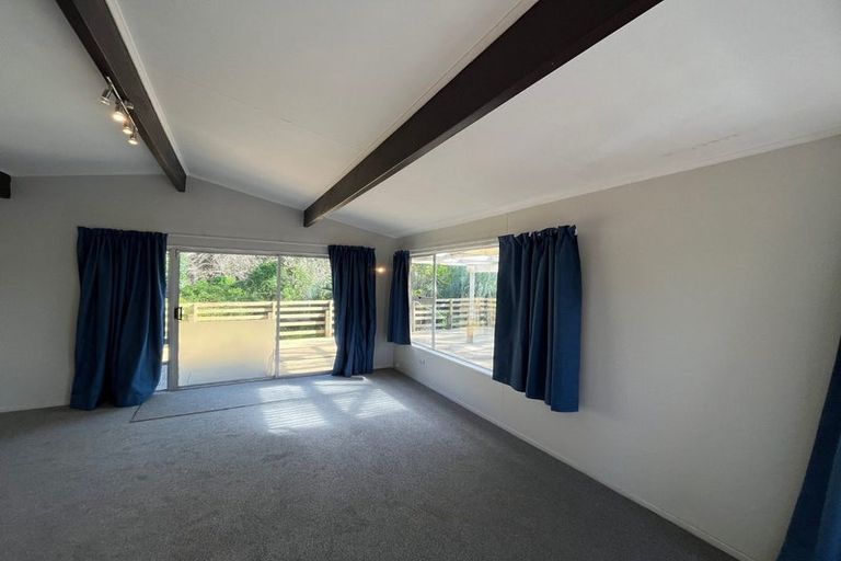 Photo of property in 1 Hokio Road, Hokio Beach, Levin, 5571