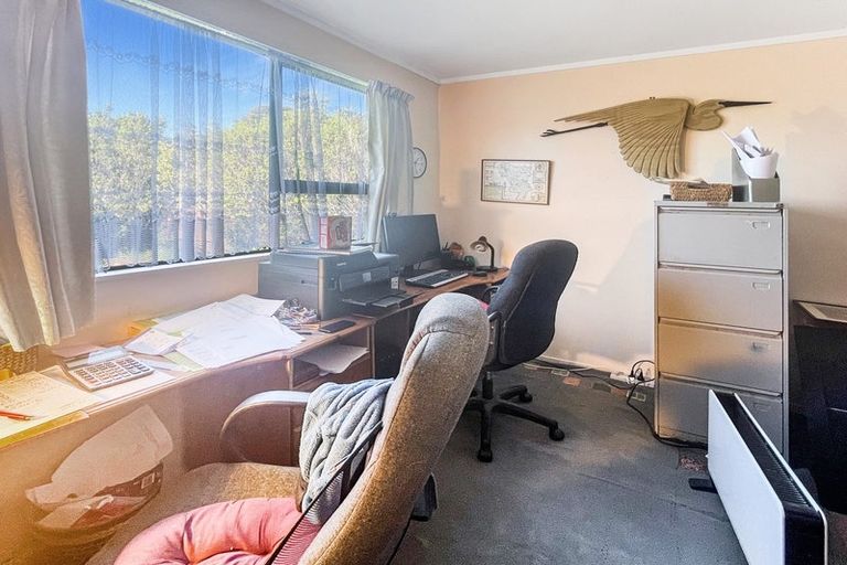 Photo of property in 11b Langton Road, Stanmore Bay, Whangaparaoa, 0932