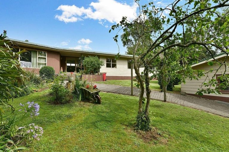 Photo of property in 88 Rapson Road, Kaukapakapa, 0871