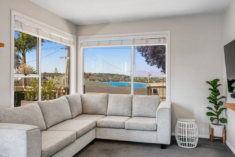 Photo of property in 84 Stanmore Bay Road, Stanmore Bay, Whangaparaoa, 0932