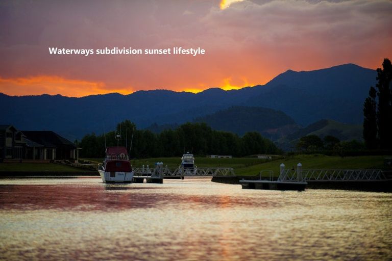 Photo of property in 56 Leeward Drive, Whitianga, 3510