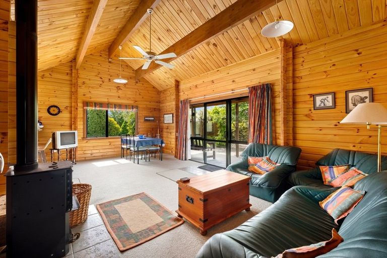 Photo of property in 21 Meadowstone Drive, Wanaka, 9305