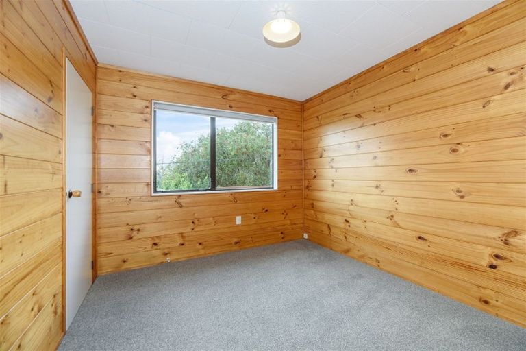 Photo of property in 57 Cliff View Drive, Green Bay, Auckland, 0604