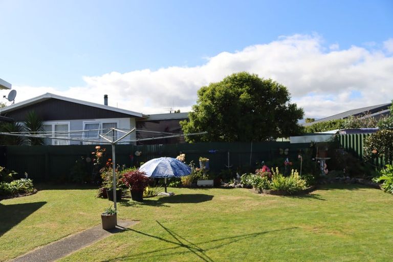 Photo of property in 54 Kennedy Drive, Levin, 5510