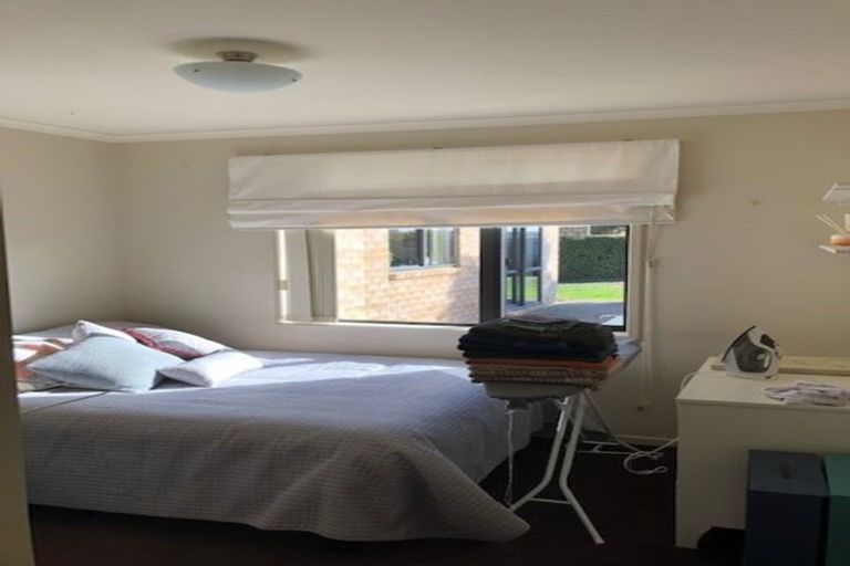 Photo of property in 36 Greig Place, Pukekohe, 2120